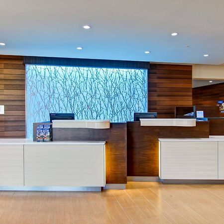 Fairfield Inn & Suites By Marriott Kamloops Exterior photo