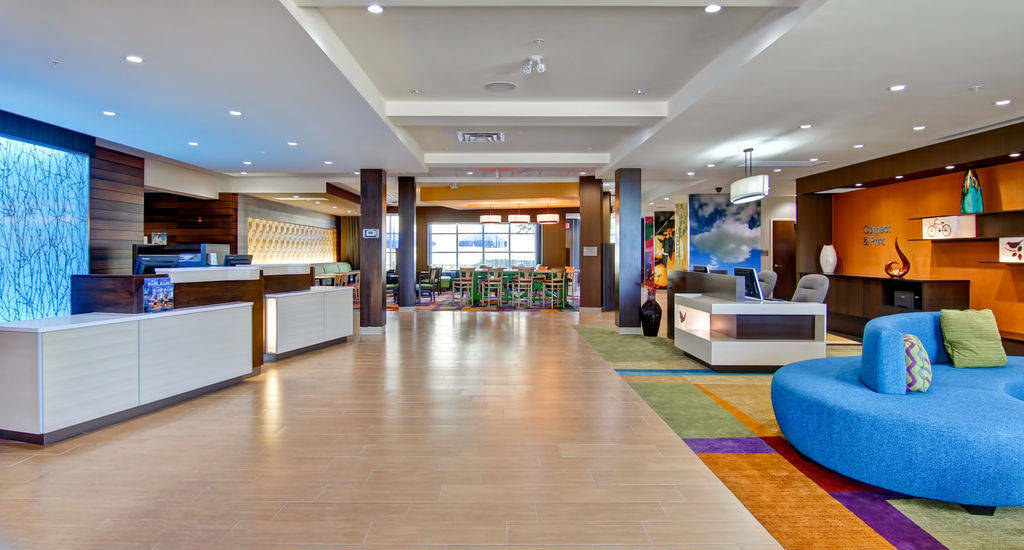 Fairfield Inn & Suites By Marriott Kamloops Exterior photo